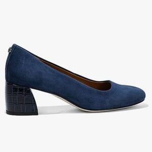 Donald Pliner Women’s Aquarius Pump – Suede Leather